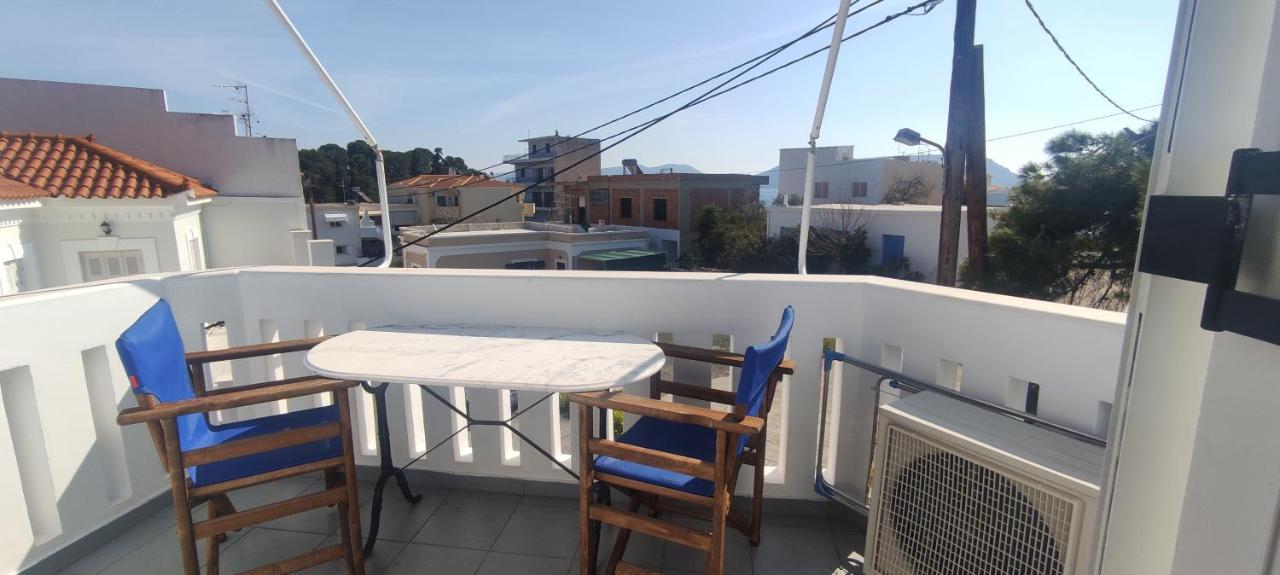 Vasilis Apartments Ерміоні Екстер'єр фото